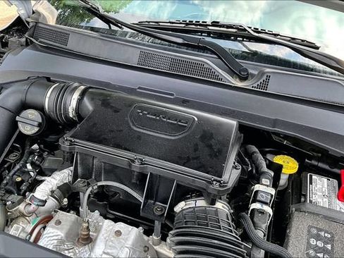 Used 2025 Jeep Compass Limited AWD/4WD image 31