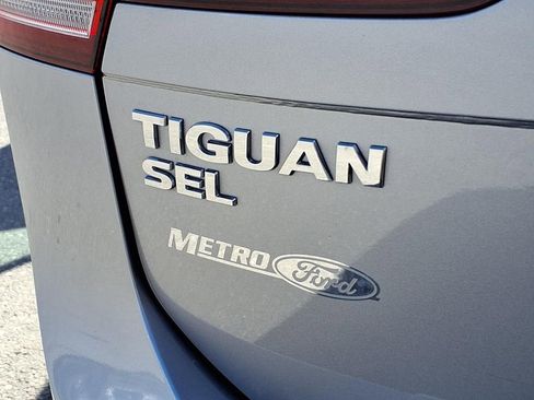 Used 2021 Volkswagen Tiguan SEL image 37