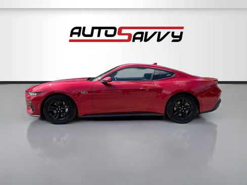 Used 2024 Ford Mustang GT RWD image 4