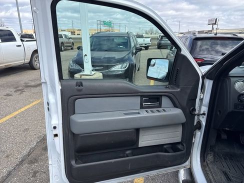 Used 2014 Ford F150 XLT w/ Equipment Group 302A Luxury AWD/4WD image 11