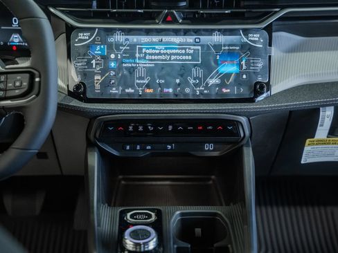 New 2026 Jeep Cherokee Laredo AWD/4WD image 21