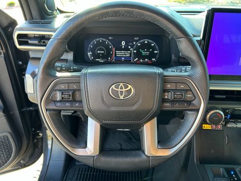 Used 2025 Toyota 4Runner TRD Sport Premium w/ Tow Technology Package AWD/4WD image 11