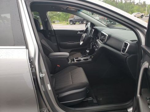 Used 2020 Kia Sportage LX image 16