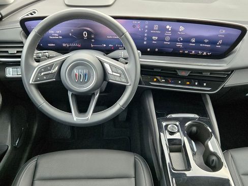 Used 2025 Buick Envision Preferred image 13