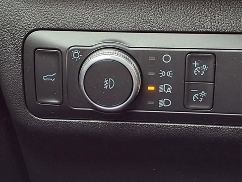 Used 2022 Ford Escape SEL w/ Technology Package image 28