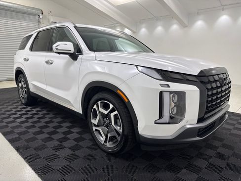 Used 2025 Hyundai Palisade Limited FWD image 1