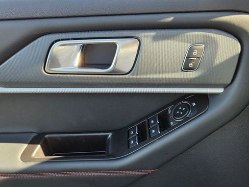 New 2026 Ford Explorer ST-Line image 24