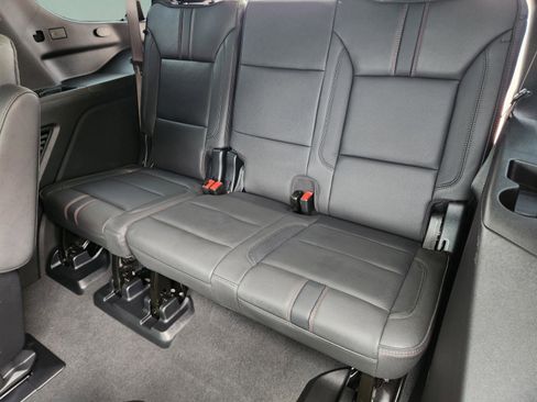 Used 2025 Chevrolet Tahoe RST w/ Comfort Package AWD/4WD image 25