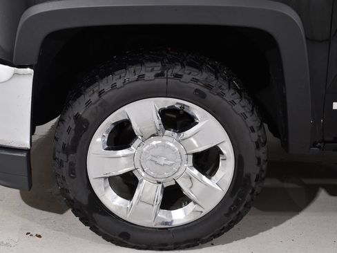 Used 2017 Chevrolet Silverado 1500 LTZ w/ Sport Package AWD/4WD image 23