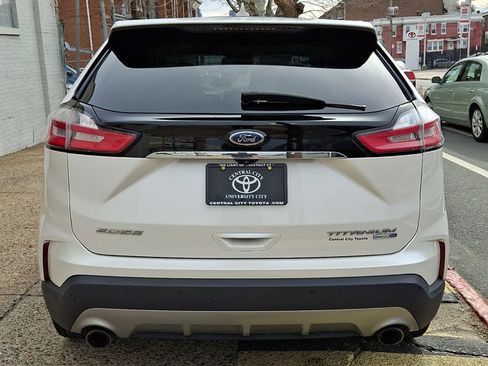 Used 2019 Ford Edge Titanium w/ Cold Weather Package image 5