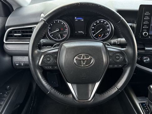 Used 2023 Toyota Camry SE image 12