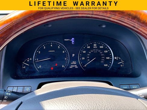 Used 2013 Lexus LS 460 w/ Comfort Pkg RWD image 26