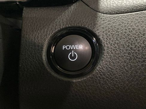 Certified 2025 Toyota Camry SE image 20