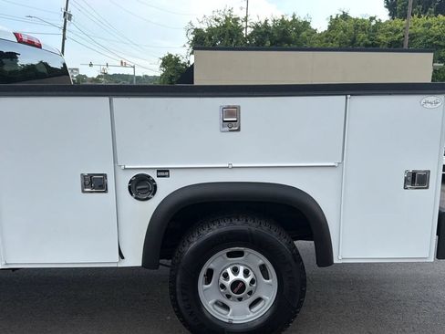 Used 2019 GMC Sierra 2500 4x4 Double Cab w/ Sierra Convenience Package image 12
