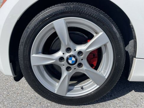 Used 2012 BMW 128i Convertible image 18