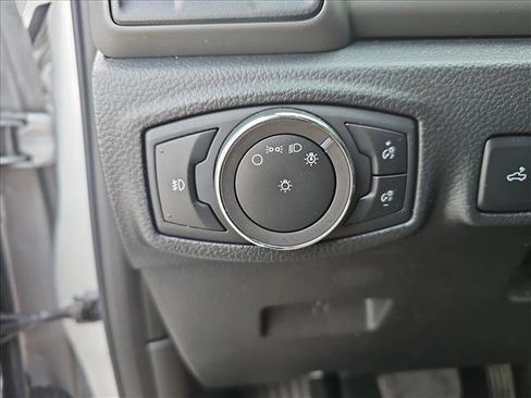 Used 2019 Ford Ranger XL w/ Equipment Group 101A Mid image 17