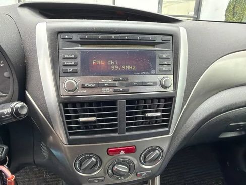 Used 2010 Subaru Forester 2.5X AWD/4WD image 4