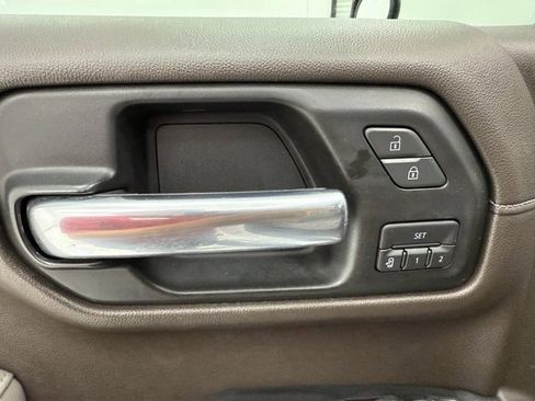 Used 2019 GMC Sierra 1500 SLT image 28