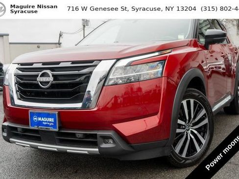 Used 2023 Nissan Pathfinder Platinum AWD/4WD image 1