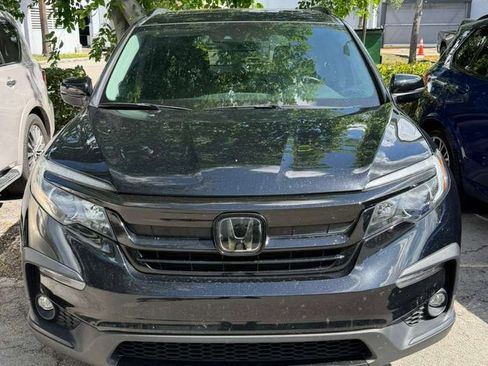 Used 2021 Honda Pilot Special Edition image 2