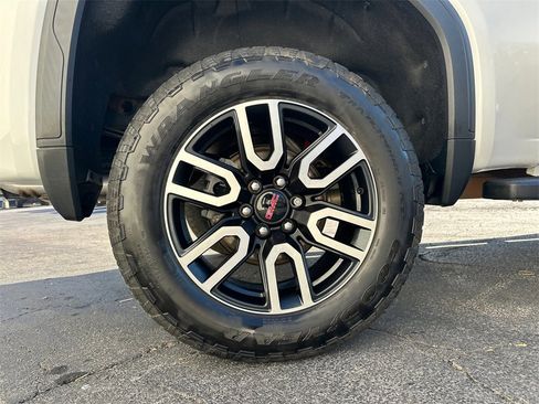 Used 2021 GMC Sierra 1500 AT4 w/ AT4 Value Package image 18