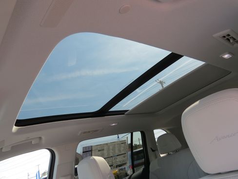 New 2026 Buick Enclave Avenir w/ Super Cruise Package image 20