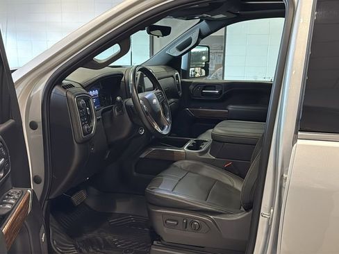 Used 2023 Chevrolet Silverado 2500 High Country w/ Z71 Off-Road Package AWD/4WD image 22