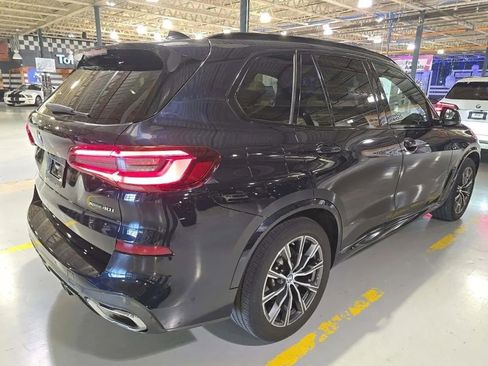 Used 2023 BMW X5 xDrive40i w/ M Sport Package image 2