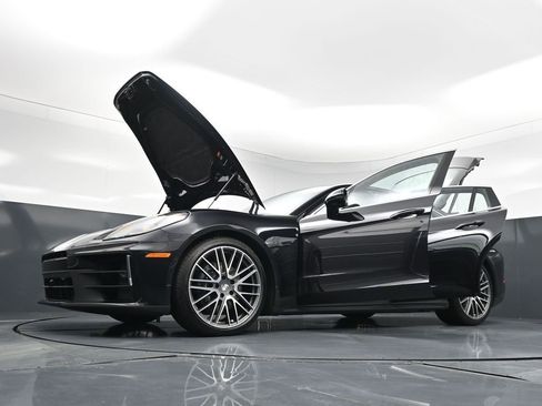 New 2026 Porsche Panamera 4 AWD/4WD image 35