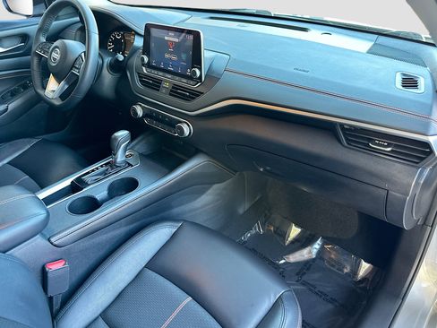Used 2021 Nissan Altima 2.5 SR image 26