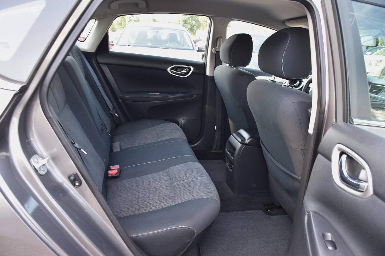 Used 2015 Nissan Sentra SV FWD image 12