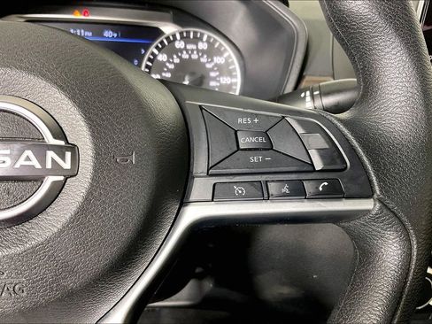 Used 2024 Nissan Altima 2.5 SV FWD image 28