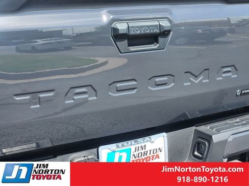 Used 2024 Toyota Tacoma TRD Off-Road AWD/4WD image 12