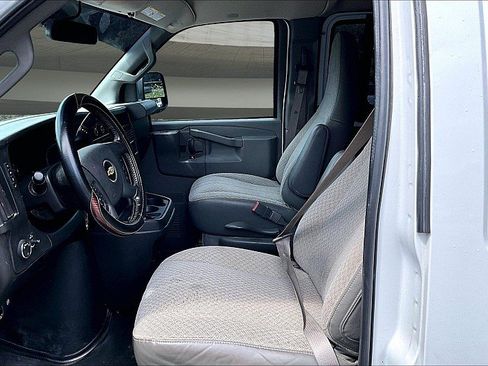 Used 2020 Chevrolet Express 2500 Extended w/ Communications Package RWD image 21