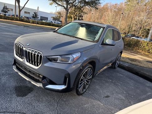 Certified 2025 BMW X1 xDrive28i w/ Convenience Package image 3