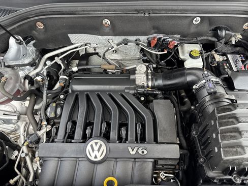 Used 2019 Volkswagen Atlas SEL Premium AWD/4WD image 30
