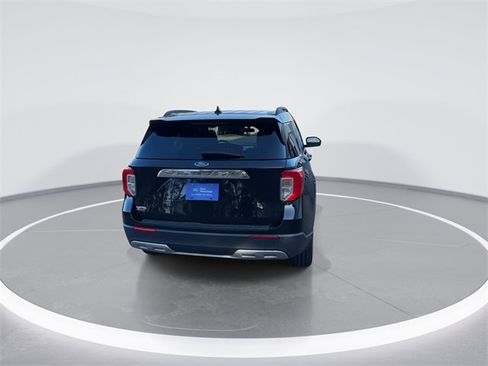 Certified 2021 Ford Explorer XLT w/ Equipment Group 202A image 6