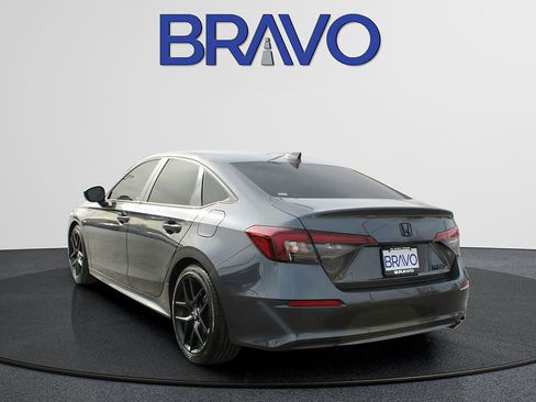 Used 2025 Honda Civic Sport image 6