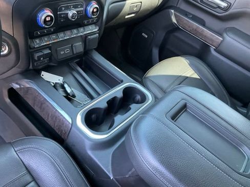 Used 2022 GMC Sierra 2500 Denali AWD/4WD image 15