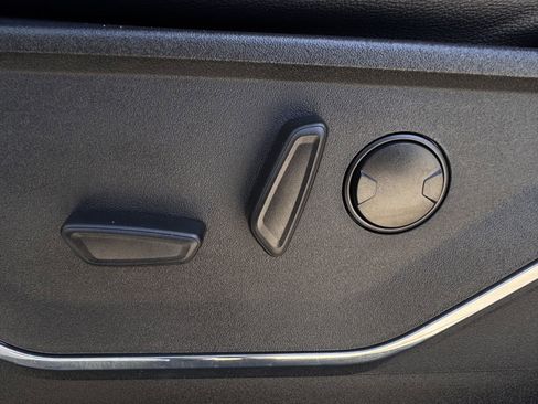 Used 2024 Ford F250 Lariat w/ Lariat Ultimate Package image 29