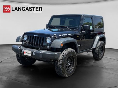 Used 2016 Jeep Wrangler Rubicon w/ Power Convenience Group AWD/4WD image 3