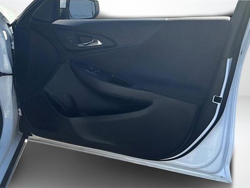 Used 2021 Chevrolet Malibu LT image 26