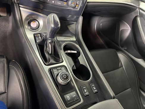 Used 2021 Nissan Maxima 3.5 SV w/ Floor Mat Group FWD image 16