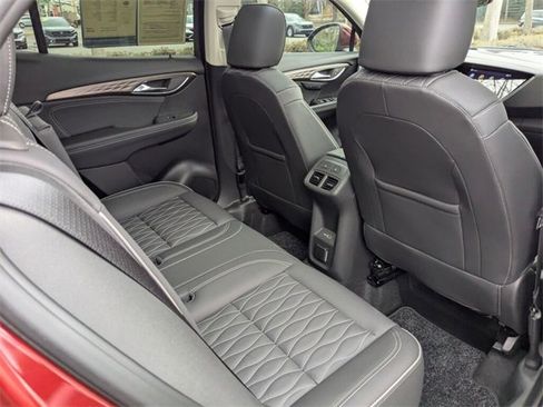 Used 2023 Buick Envision Avenir image 37