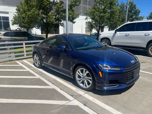 Used 2023 Audi TT 2.0T AWD/4WD image 4