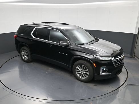 Used 2023 Chevrolet Traverse LT FWD image 25