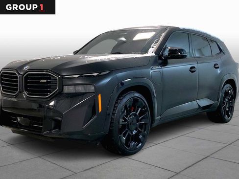 Used 2025 BMW XM image 1