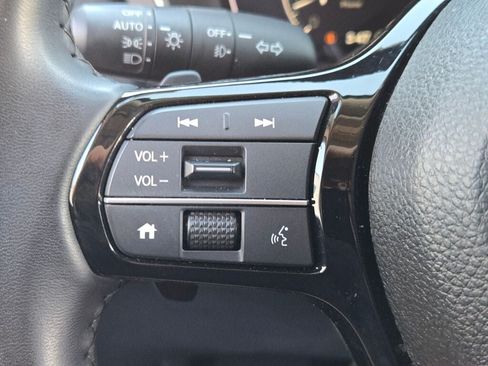 Used 2025 Honda Pilot EX-L image 35