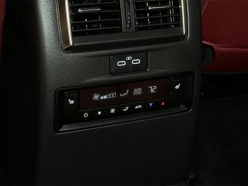 Used 2025 MAZDA CX-70 Plug-In Hybrid w/ Premium Plus image 18