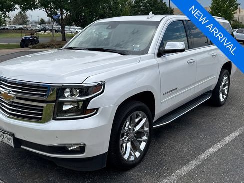 Used 2020 Chevrolet Suburban Premier AWD/4WD image 1